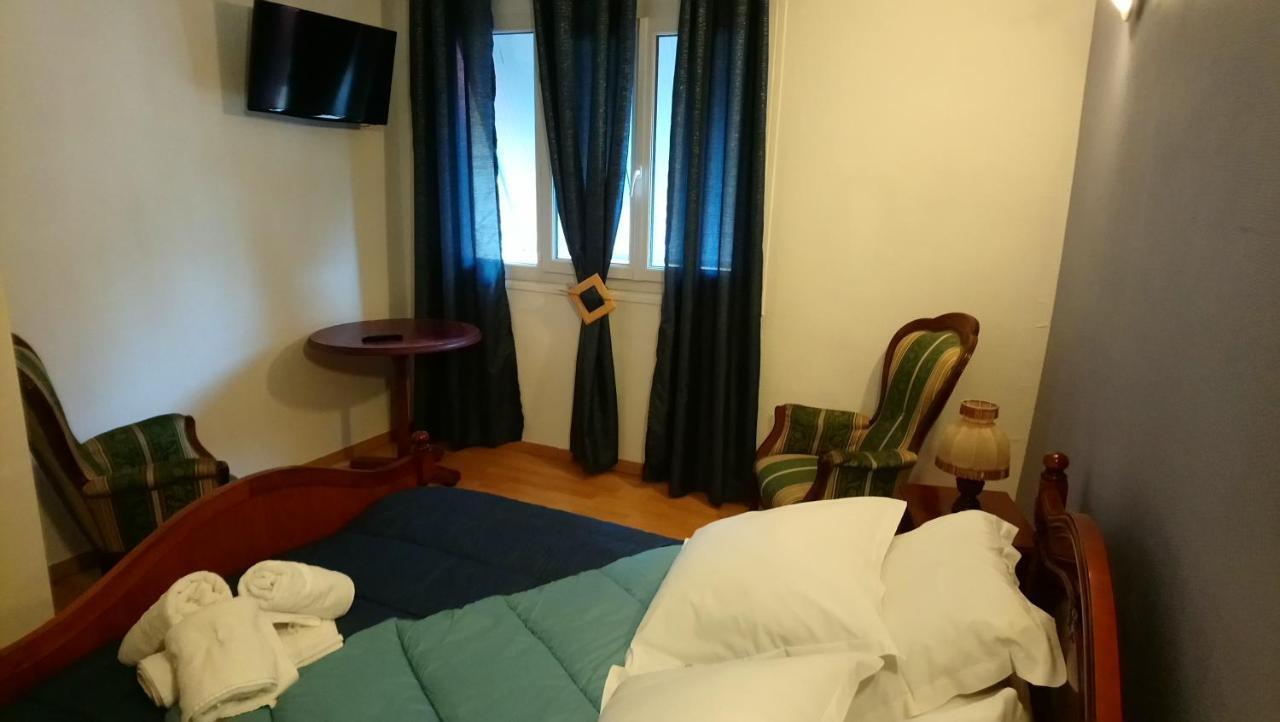 Hotel Le Passage De Vallon Exteriör bild